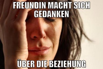 freundin macht sich gedanken über die beziehung