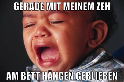 Gerade mit meinem Zeh am bett hängen geblieben