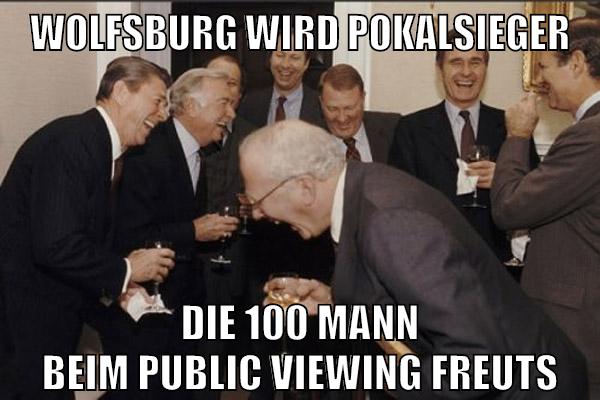 wolfsburg wird pokalsieger die 100 mann beim public viewing freuts