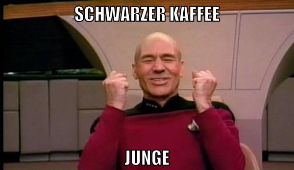 schwarzer kaffee junge