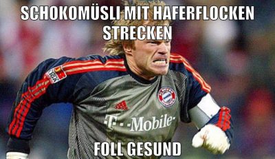 SCHOKOMÜSLI MIT HAFERFLOCKEN STRECKEN FOLL GESUND