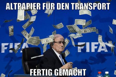 altpapier für den transport fertig gemacht