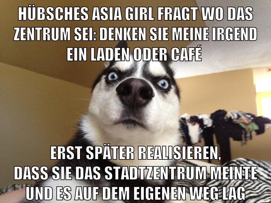Hübsches asia girl fragt wo das zentrum sei: denken sie meine irgend ein laden oder café erst später realisieren, dass sie das stadtzentrum meinte und es auf dem eigenen weg lag