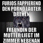 Furios fappierend den Porno lauter drehen Freundin